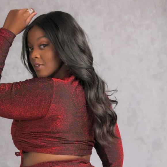 Ruched Crop Top - Picture 3 of 8